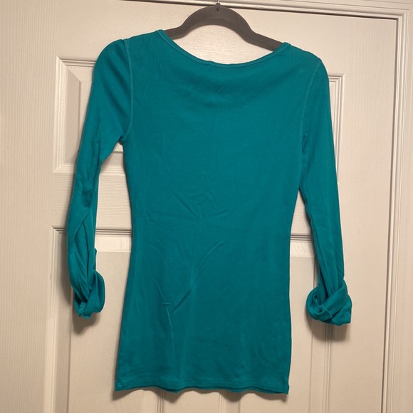 Brand New Gap SuperSoft Teal Top…size XS - Picture 2 of 4